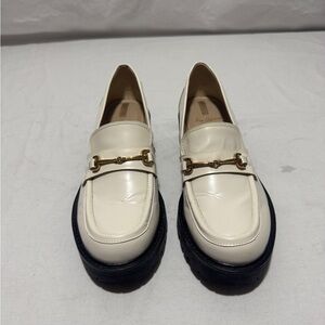 Sam Edelman Women's Cream Loafers with Gold Detail